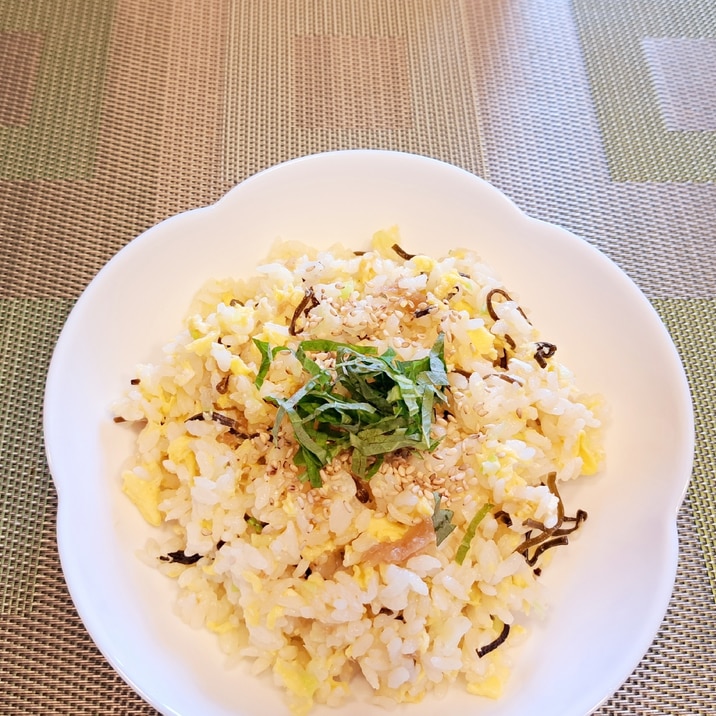 ポン酢で さっぱり!梅チャーハン